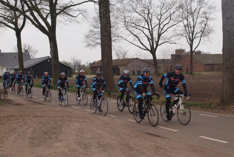 AXIWI système de communication d’arbitrage sans fil Vélo /wireless-communication-system-test-cycling-tourclub-mierlo-axiwi